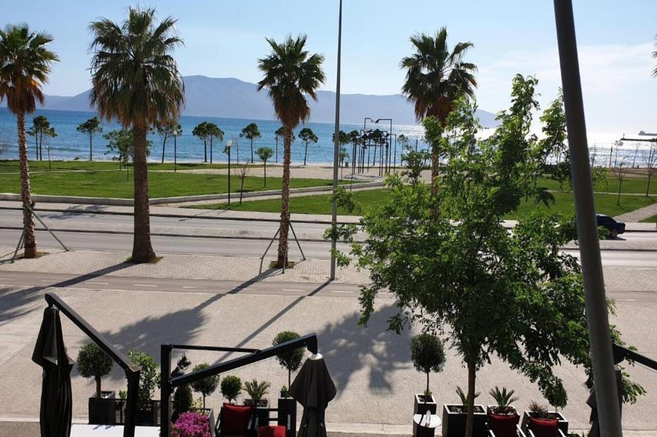 Haris Hotel Vlorë 外观 照片