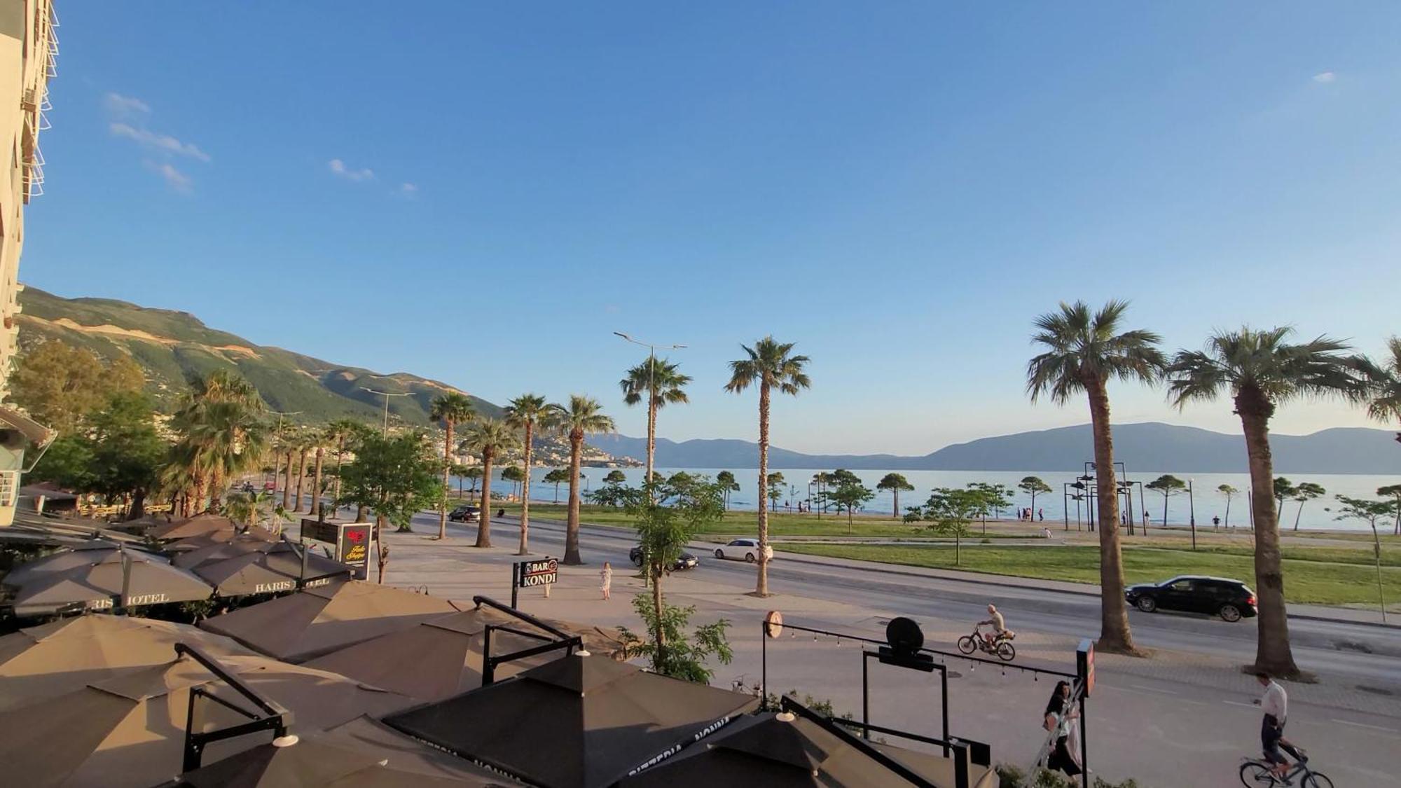 Haris Hotel Vlorë 外观 照片