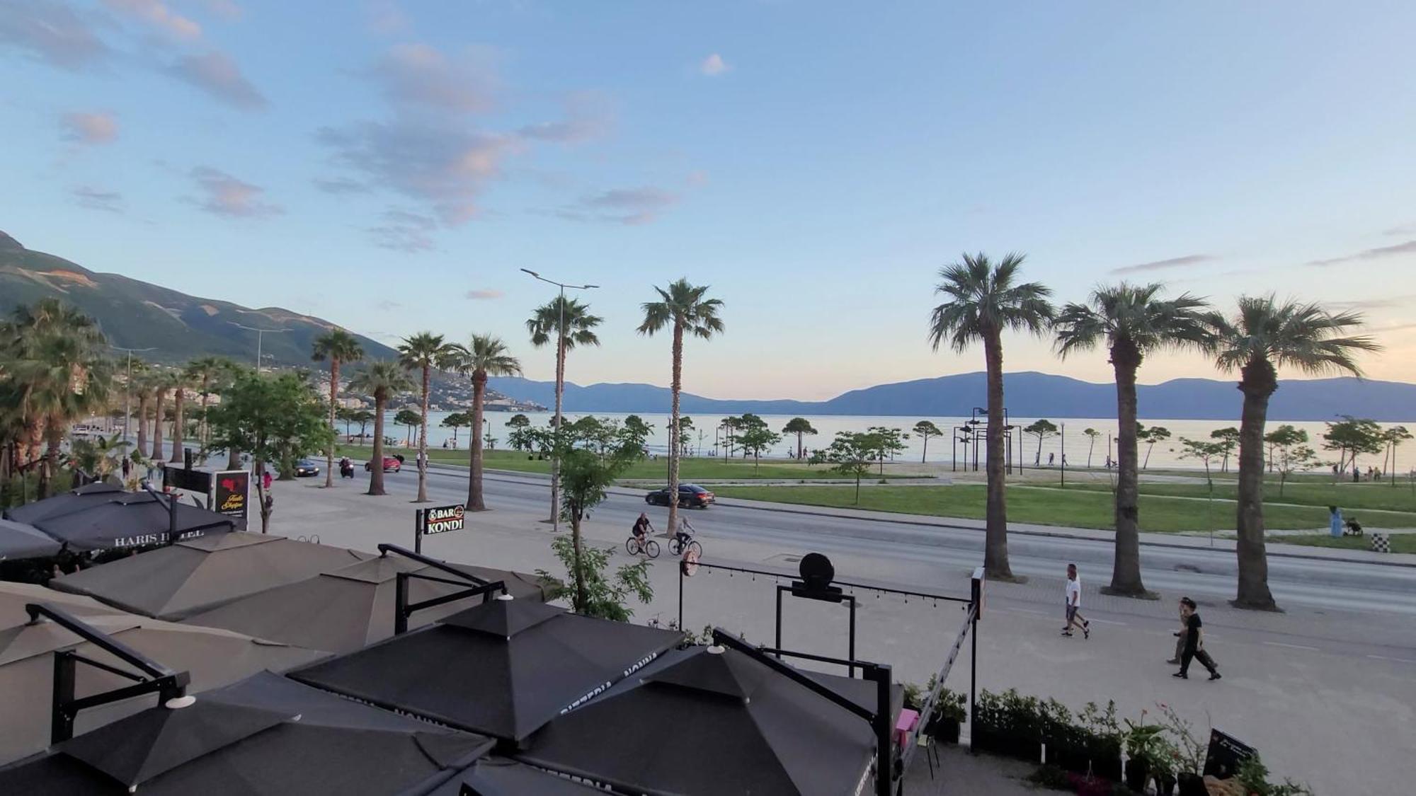 Haris Hotel Vlorë 外观 照片