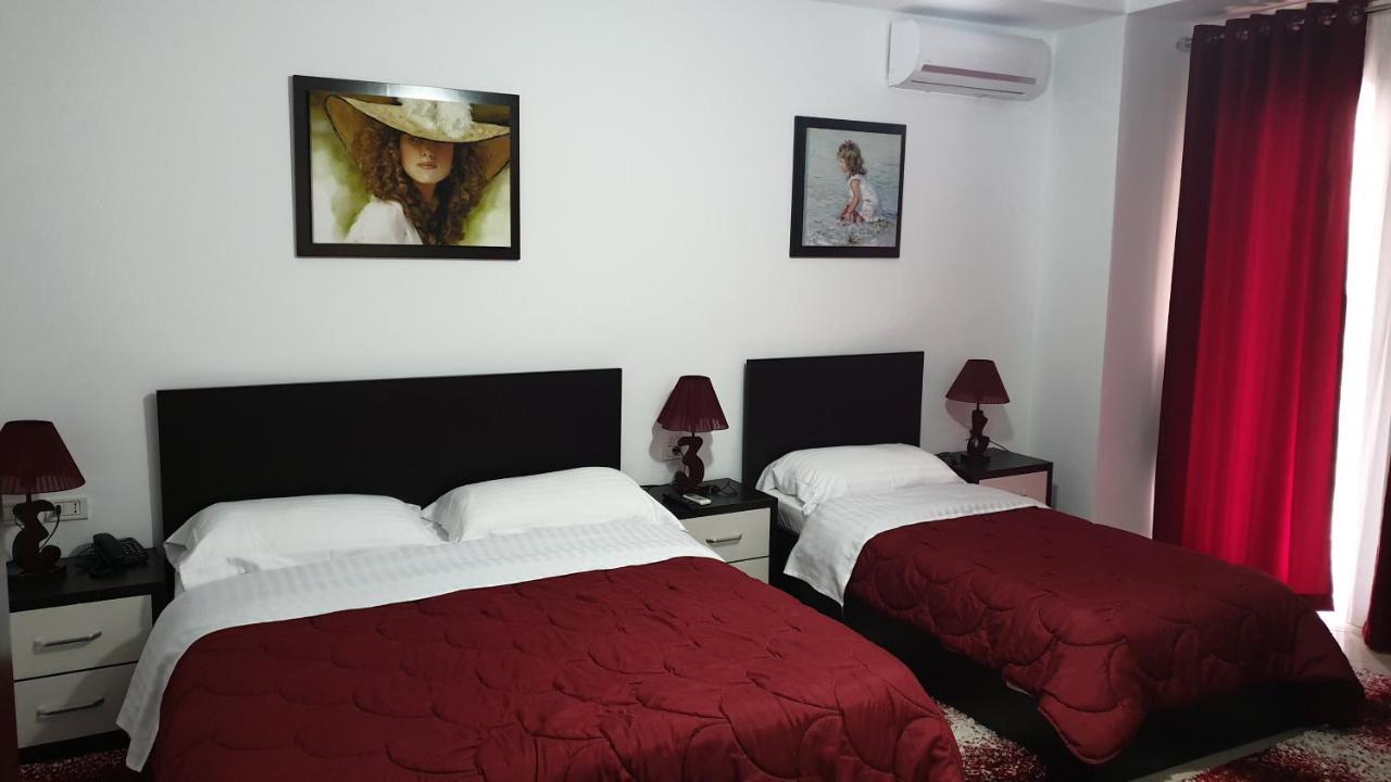 Haris Hotel Vlorë 外观 照片